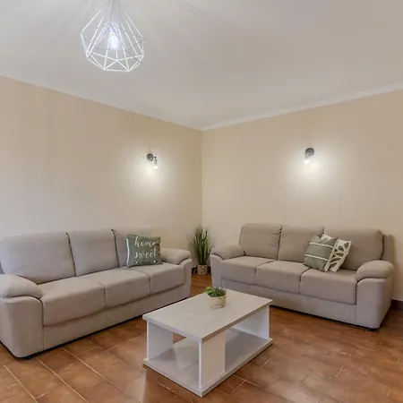 #389 W Share Pool Spacious 3-br * Albufeira
