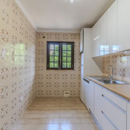 #389 W Share Pool Spacious 3-br Albufeira