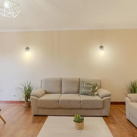 #389 W Share Pool Spacious 3-br Apartament